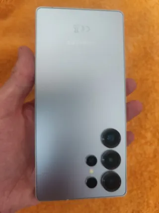 Samsung Galaxy S25 Ultra y auriculares buds 3 pro