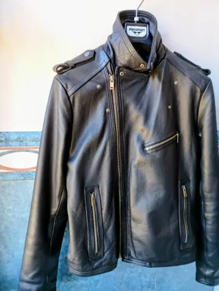 Chaqueta Cuero Negra H&M