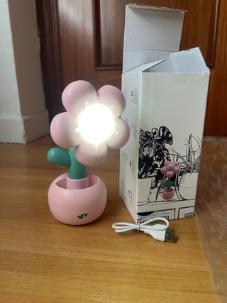 Lámpara de mesa flor rosa y verde