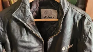 Cazadora piel mujer motera negra