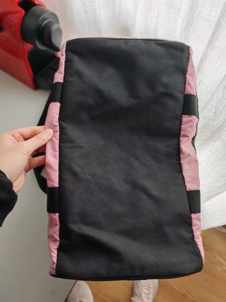 Bolso deportivo Puma negro y rosa