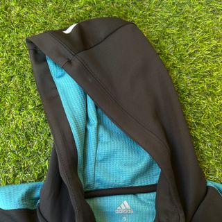 Chaqueta Adidas Real Madrid Negra y Azul