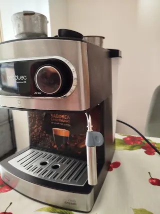 Cafetera Cecotec Power Espresso 20