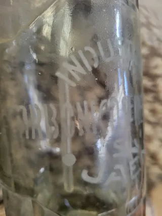 Sifón antiguo de cristal de Jaén.