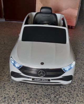 Coche eléctrico Mercedes EQA 250