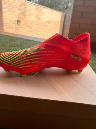 Botas de fútbol Adidas Predator Nuevas talla 42