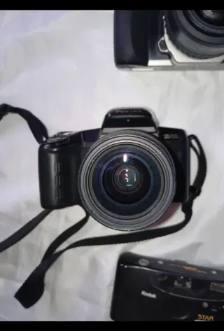 Lotto Fotocamere Analogiche Kodak, Nikon, Pentax