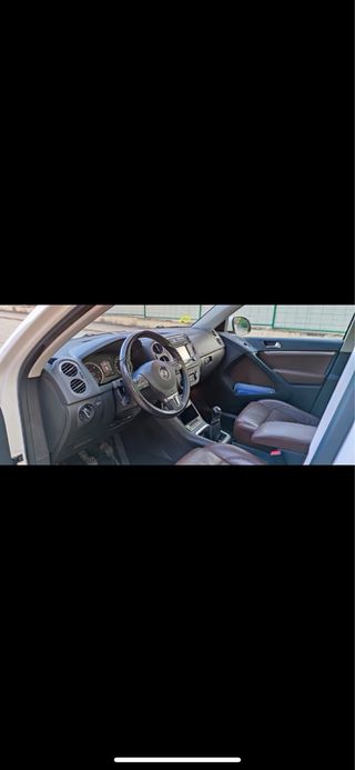 Volkswagen Tiguan Sport 4x4