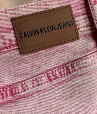 Falda vaquera Calvin Klein rosa