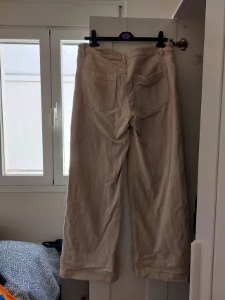 Pantalón beige pana talle 42