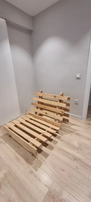 Sofá cama individual marca Karup, modelo Roots