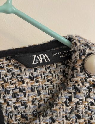 Top Zara Tweed Hombros Acolchados Perlas