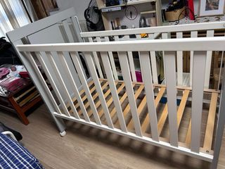 Cuna Petit Car y balancín eléctrico