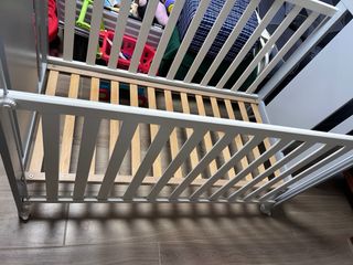 Cuna Petit Car y balancín eléctrico