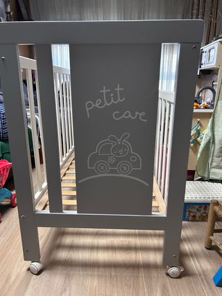 Cuna Petit Car y balancín eléctrico