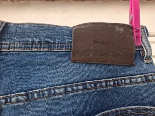 Vaqueros T 44. Medidas en descripción