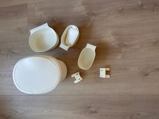 Cambiador IKEA con accesorios