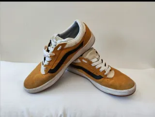 Zapatillas Vans Mostaza/Negro/Blanco