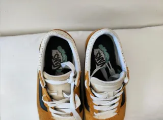 Zapatillas Vans Mostaza/Negro/Blanco