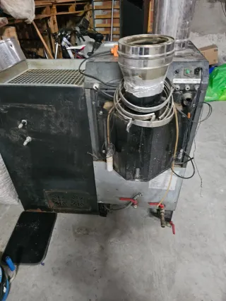 Estufa Biomasa Calorintra 175m2