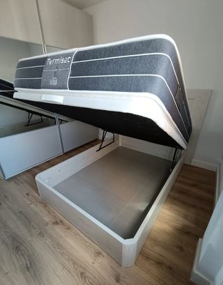 Base tapizada , Somier ,Canapé,  Cabecero, Colchón