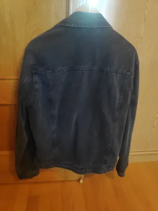 Chaqueta vaquera Pull&Bear negra Talla M