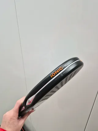 Pala de pádel Bullpadel