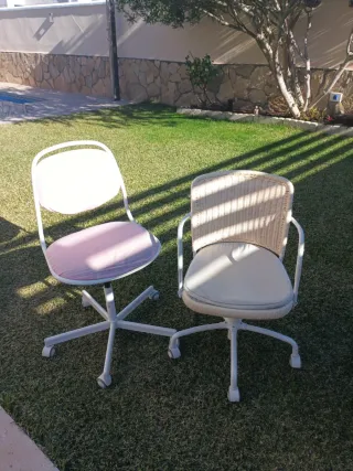 Sillas de escritorio infantiles (2 unidades)