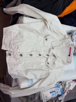 Chaqueta vaquera blanca