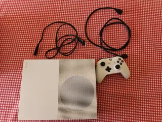 Xbox One Bianca 1TB + Giochi + Controller