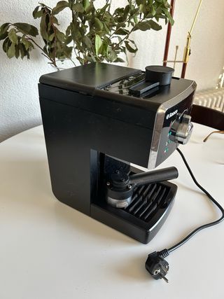 Cafetera Saeco Poemia Negra