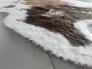 Alfombra estilo vaca marrón y blanco