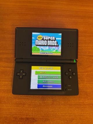 Nintendo DS Lite - Roja/Negra