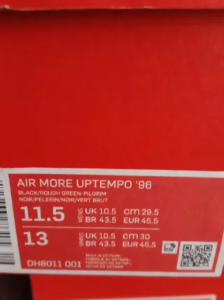 Nike Air More Uptempo 96 negras y verde militar