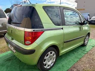 Peugeot 1007 2006
