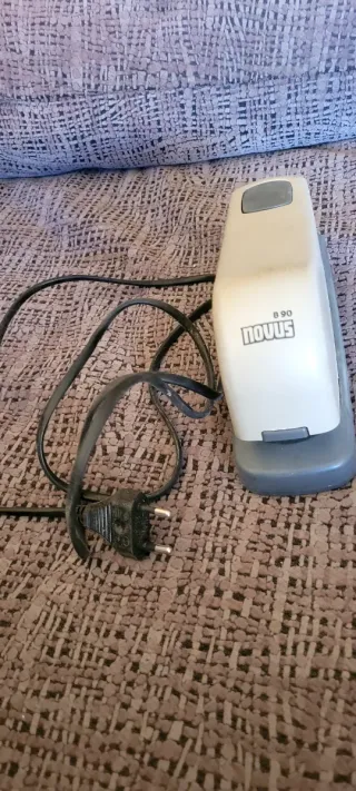 Grapadora eléctrica NOVUS B90