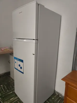 Frigorífico Schneider