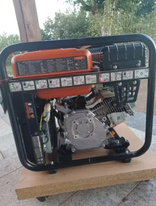 Generador Inverter Genergy Rodas 3800W