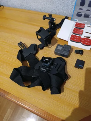 GoPro Cámara + Accesorios