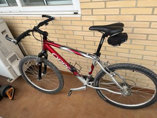 Bicicleta Orbea BTT Roja y Plata