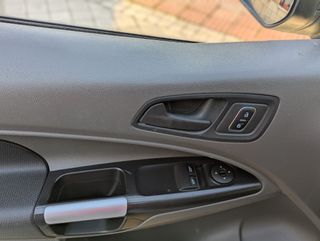 Ford Transit Connect 3Plazas L2 IVA y Garantía Inc