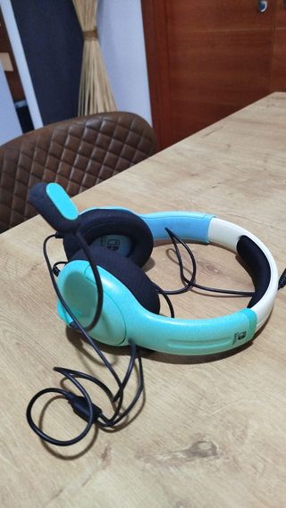 Nintendo Switch + Accessori + 6 Giochi