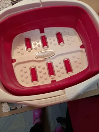 Vaschetta pediluvi con rulli massaggianti