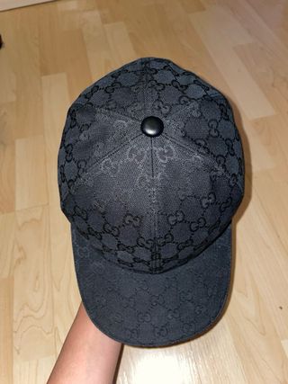 Gorra Gucci Negra GG Canvas