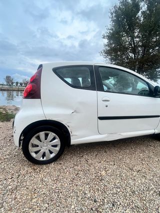 Peugeot 107 2014
