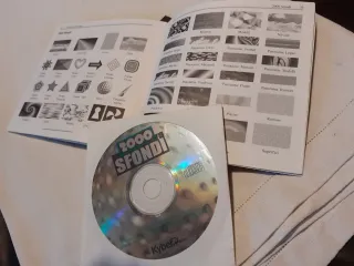 CD ROM "2000 Sfondi"Kyber 1997 vintage informatico
