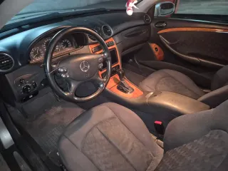 Mercedes-Benz  CLK 2002