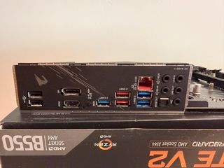 Placa Base Gigabyte B550 Aorus Elite V2