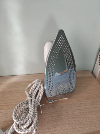 Plancha de vapor viaje 1000W