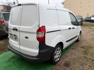 Ford Transit Courier 2019